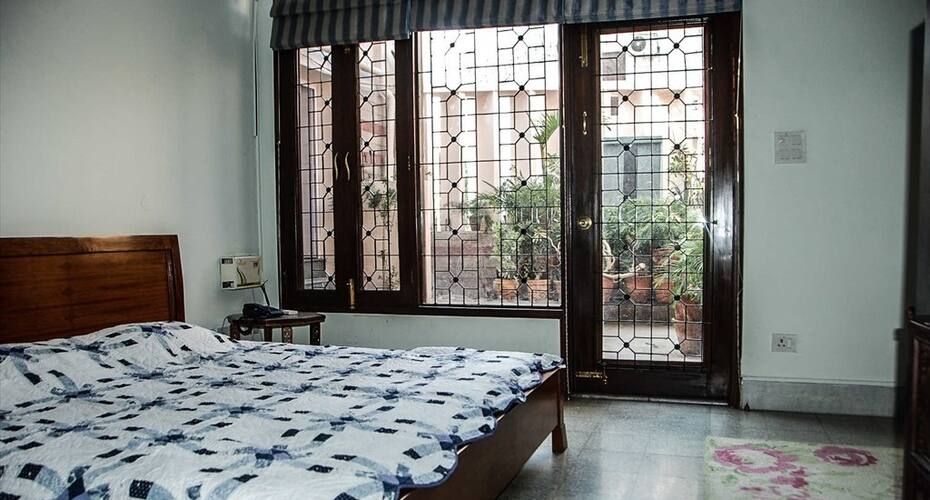 TG Stays Sunder Nagar, New Delhi 4